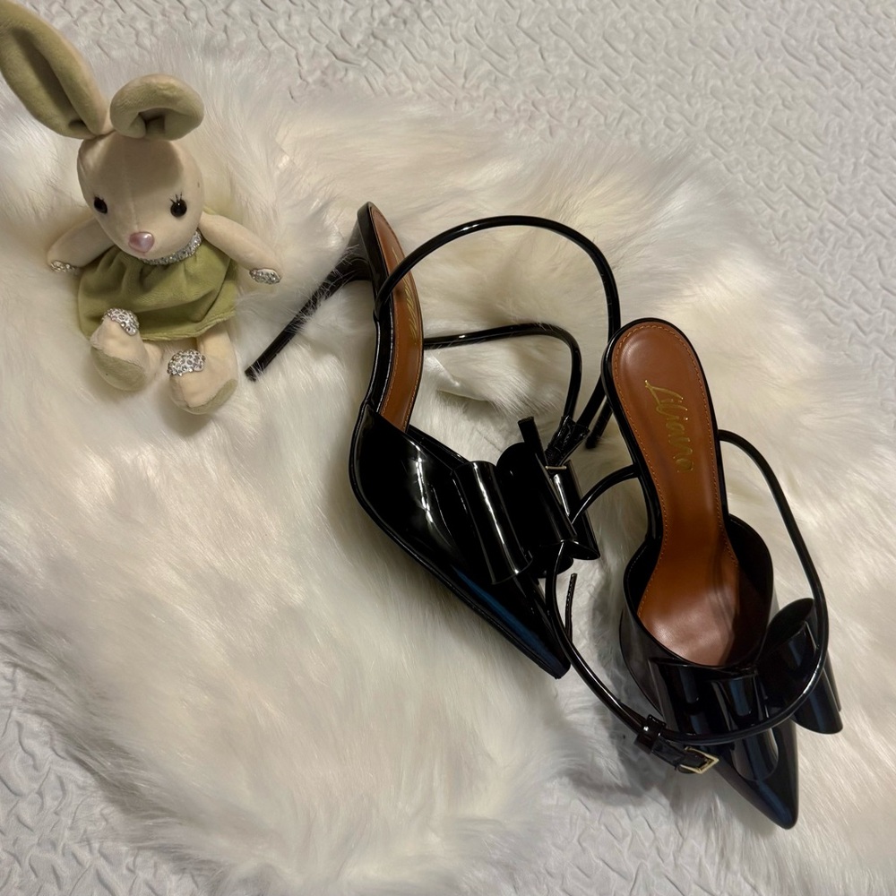 Elegant Black Women's Heels Size 9 - Picture 4 of 12